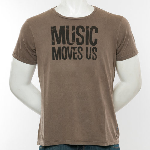 REMERA MUSIC MOVES US