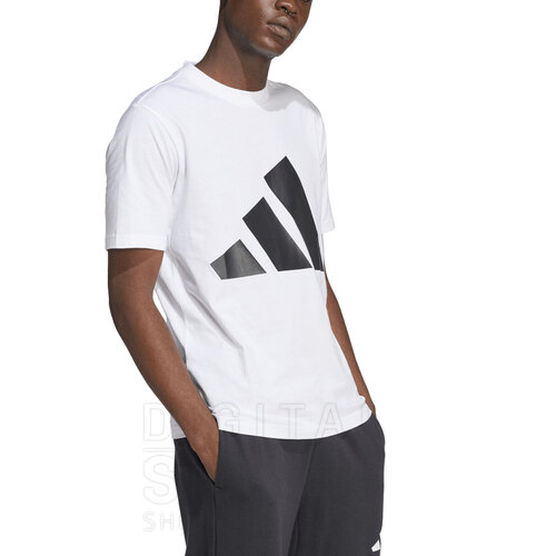 REMERA ESSENTIALS LOGO