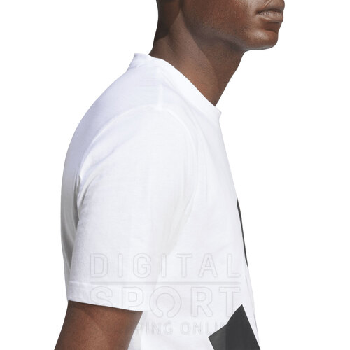 REMERA ESSENTIALS LOGO
