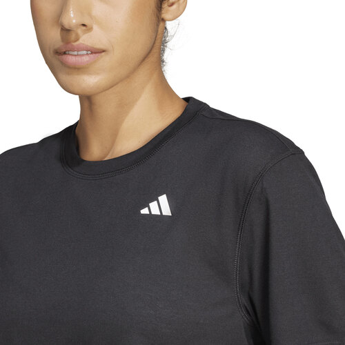 REMERA TRAIN ESSENTIAL BOXY