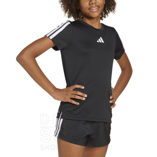 REMERA TRAINING ESSENTIALS