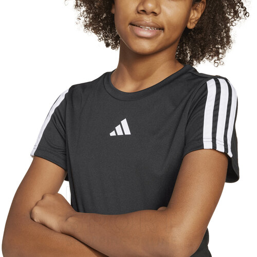 REMERA TRAINING ESSENTIALS
