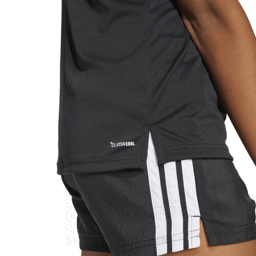 REMERA TRAINING ESSENTIALS