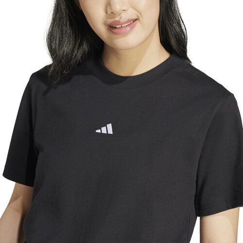 REMERA ESSENTIALS