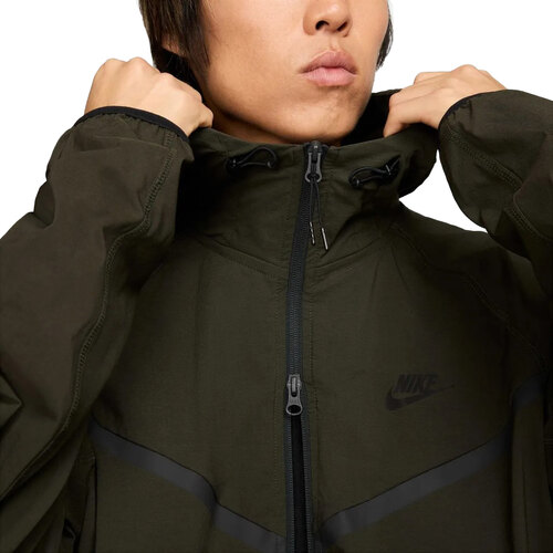 CAMPERA NIKE TECH