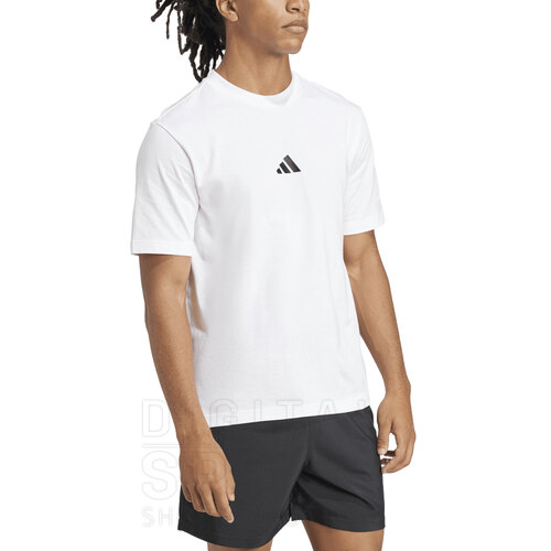 REMERA ESSENTIALS LOGO SMALL