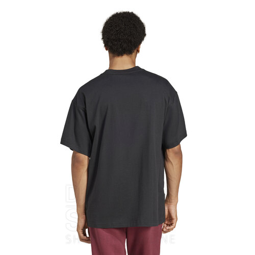 REMERA ESSENTIAL