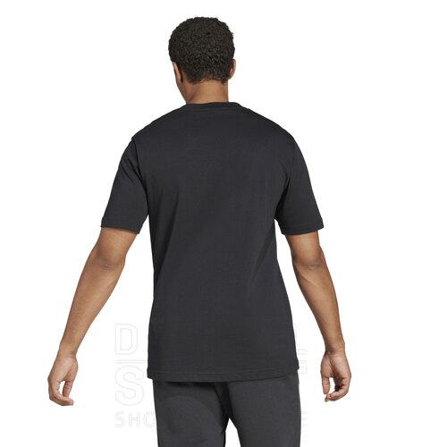 REMERA ESSENTIALS LOGO GRANDE