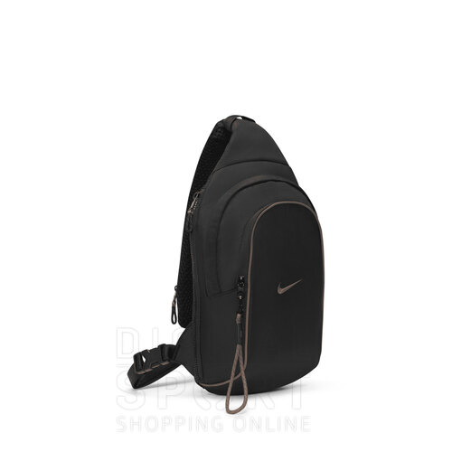 MOCHILA SPORTSWEAR ESSENTIALS