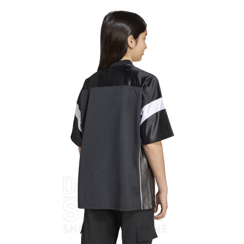 REMERA ESS