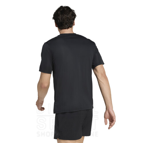 REMERA WORKOUT ESSENTIALS BASE