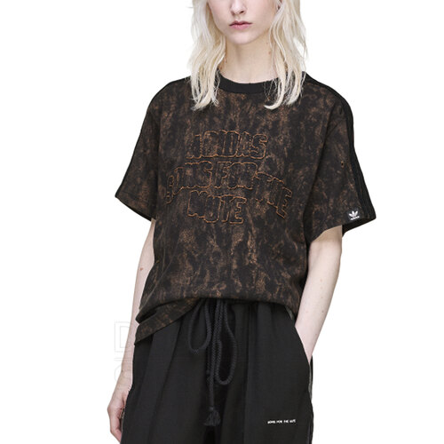 REMERA ADI006