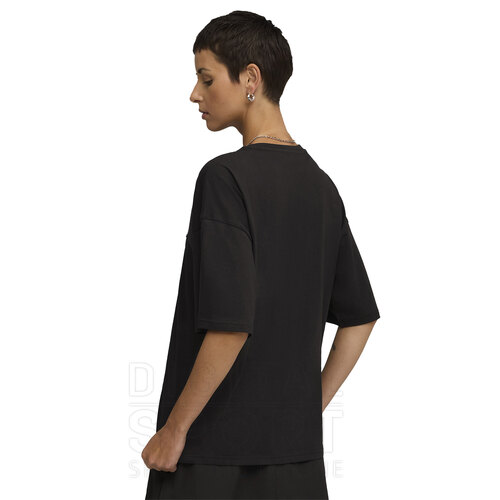 REMERA WARDROBE ESS OVERSIZED