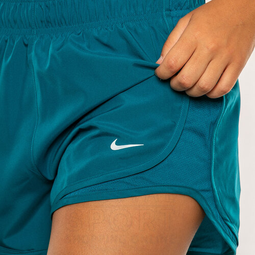 SHORT TEMPO SWOOSH RUN