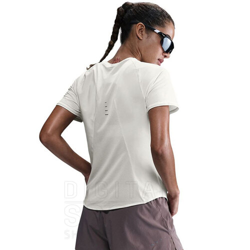 REMERA SWIFT DRI-FIT