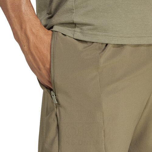 SHORT DESIGNED FOR TRAINING