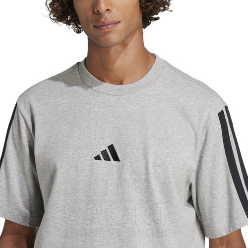 REMERA 3S ESSENTIALS