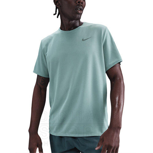REMERA UV MILER