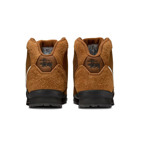 BOTAS NIKE BALTORO STÜSSY
