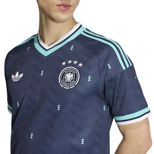 CAMISETA ALTERNATIVA ALEMANIA 26