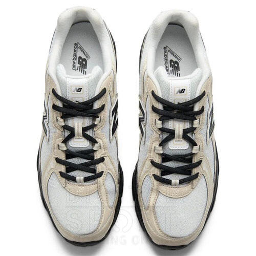 ZAPATILLAS 740