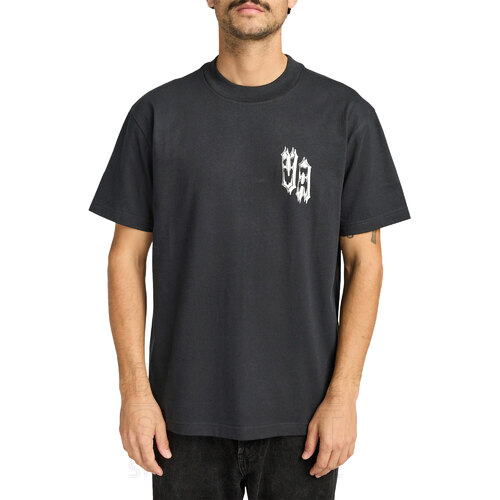 REMERA ALL SEEING