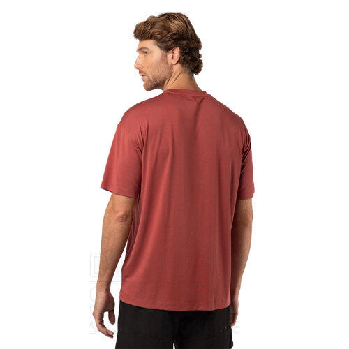 REMERA STRIDE OVERSIZED