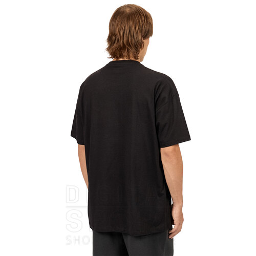 REMERA ARCH EMB OVER