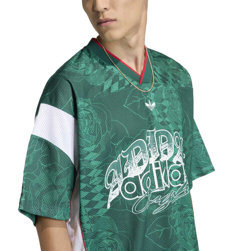 REMERA GFX ROSES
