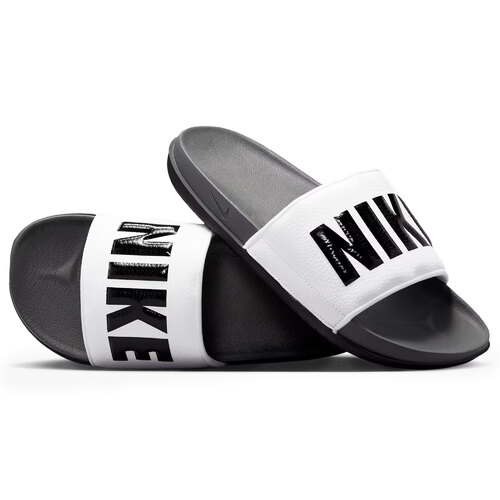 CHINELAS OFFCOURT