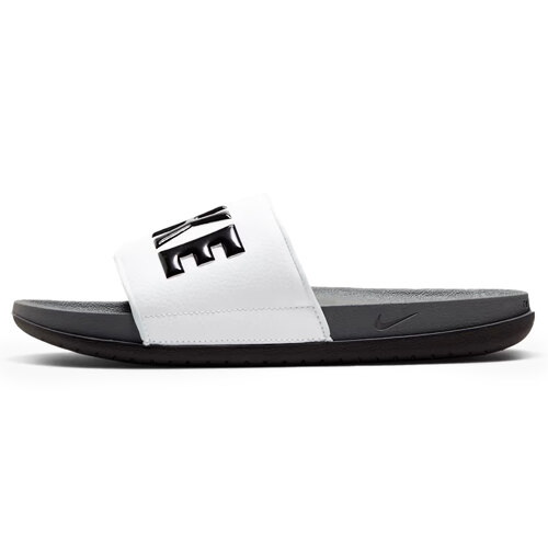 CHINELAS OFFCOURT