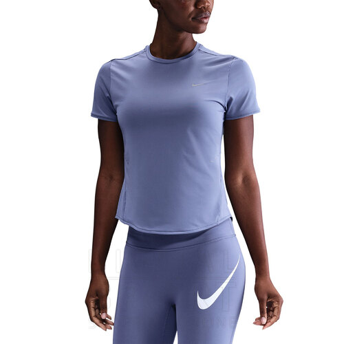 REMERA  SWIFT DRI FIT