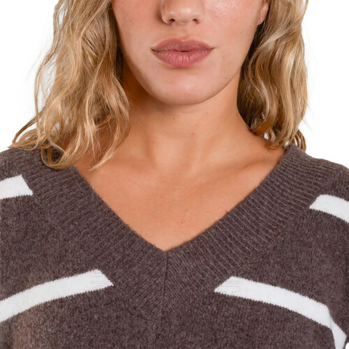 SWEATER LINES