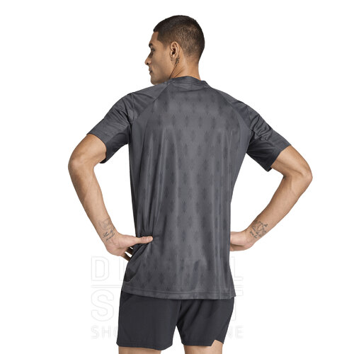 REMERA GRAPHIC CLUB CLIMACOOL