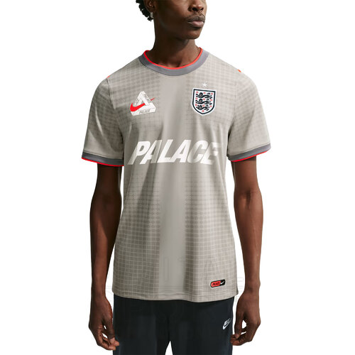 REMERA ENGLAND X PALACE