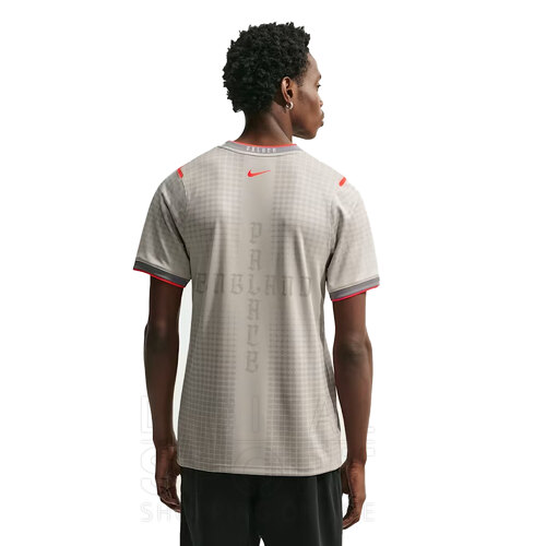 REMERA ENGLAND X PALACE