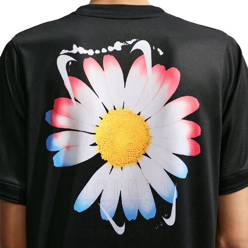 REMERA KOREA X PEACEMINUSONE