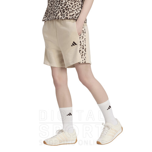 SHORT SEASONAL ESSENTIALS