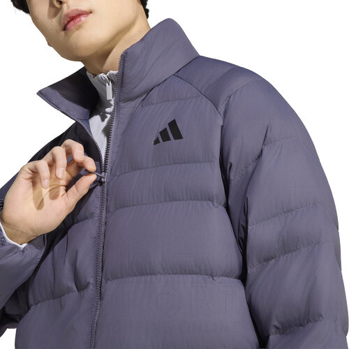 CAMPERA ESSENTIALS
