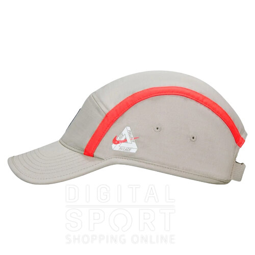 GORRA ENGLAND X PALACE