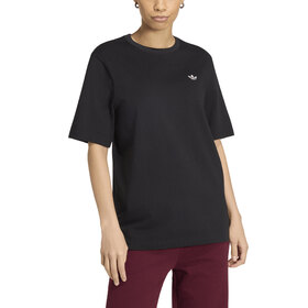 REMERA ESSENTIALS