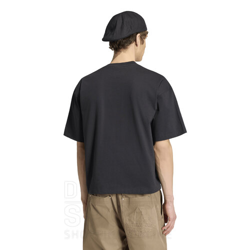 REMERA PREMIUM ESSENTIALS