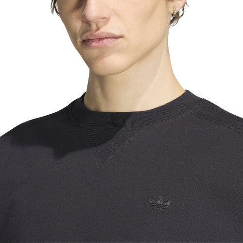 REMERA PREMIUM ESSENTIALS