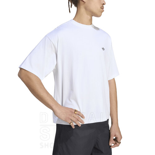 REMERA ESS OVERSIZE