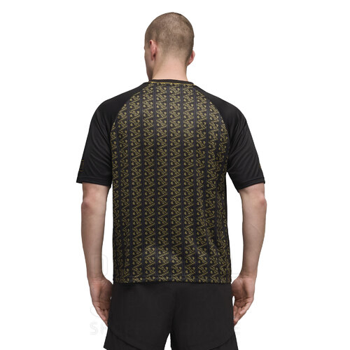 REMERA KING RELAXED EXTRAVAGANZA