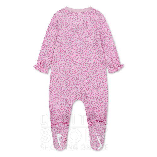 CONJUNTO NKG ESSENTIALS KIDS