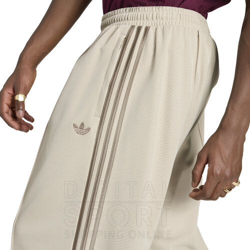 PANTALON DEPORTIVO OVERSIZE
