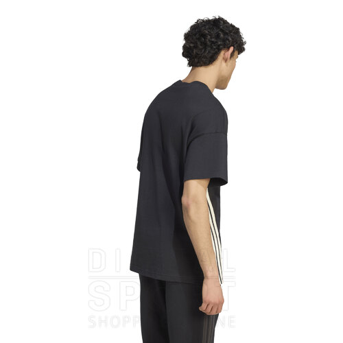 REMERA TRAINING ESSENTIALS