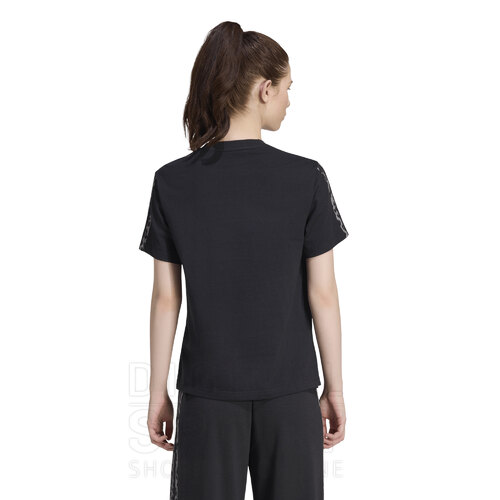 REMERA SEASONAL ESSENTIALS