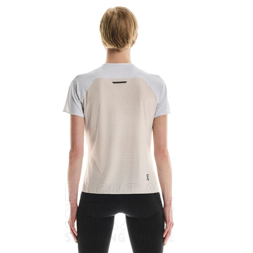 REMERA PERFORMANCE-T